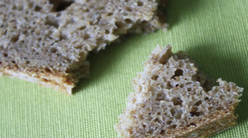 Donker aromatisch roggebrood